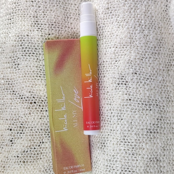 Nicole Miller All My Love, 10ml/0.34fl oz - Picture 8 of 8